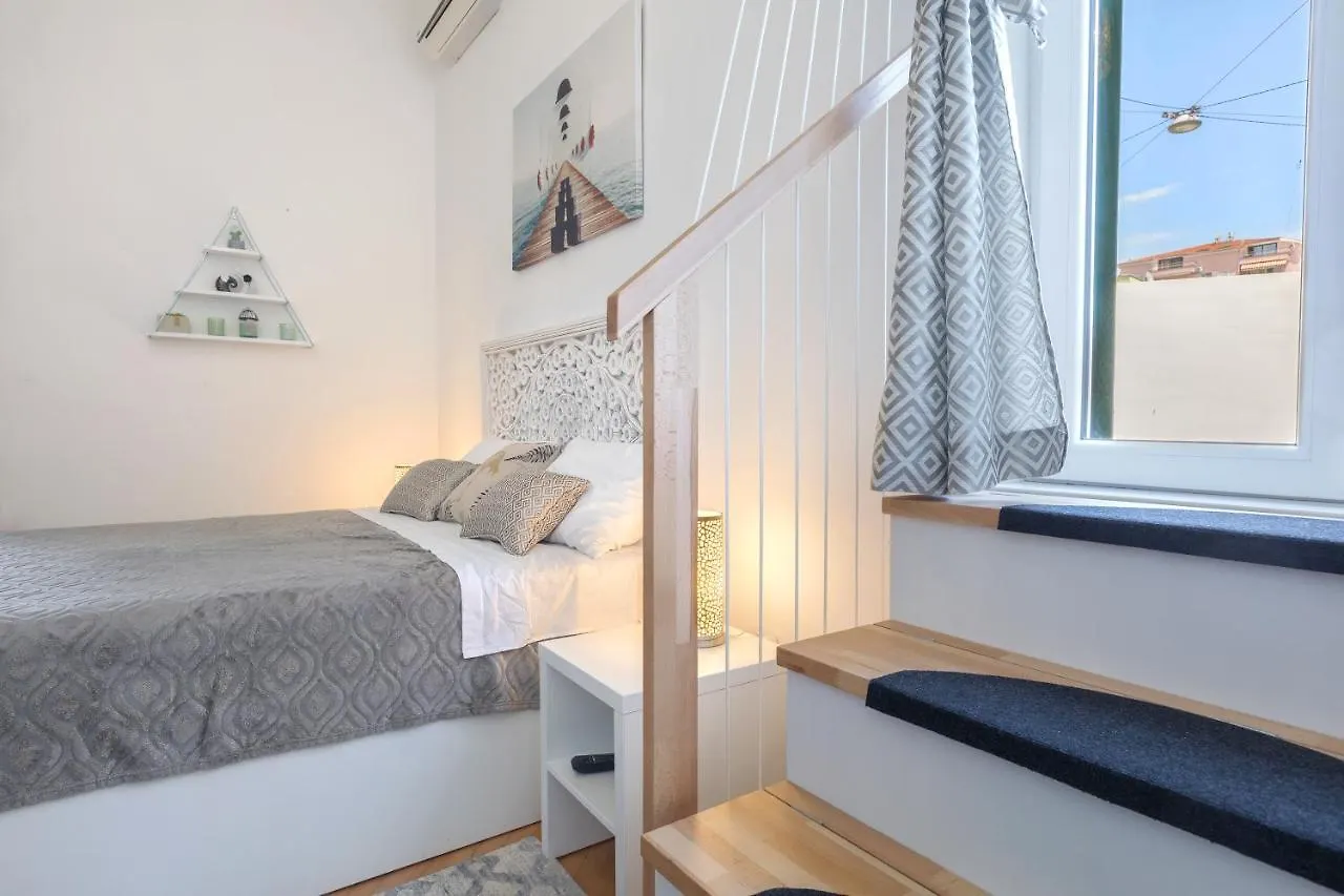 Apartments Caleta Split