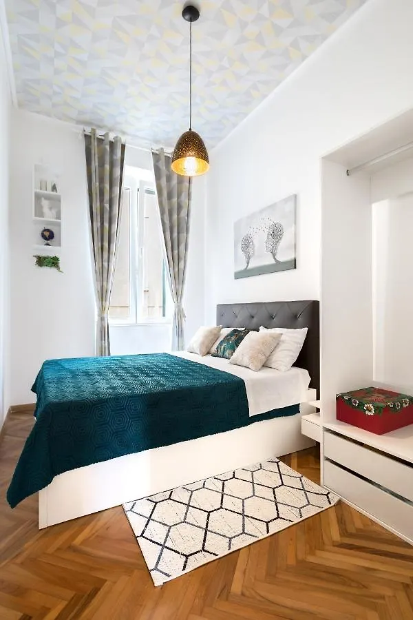 Apartments Caleta Split