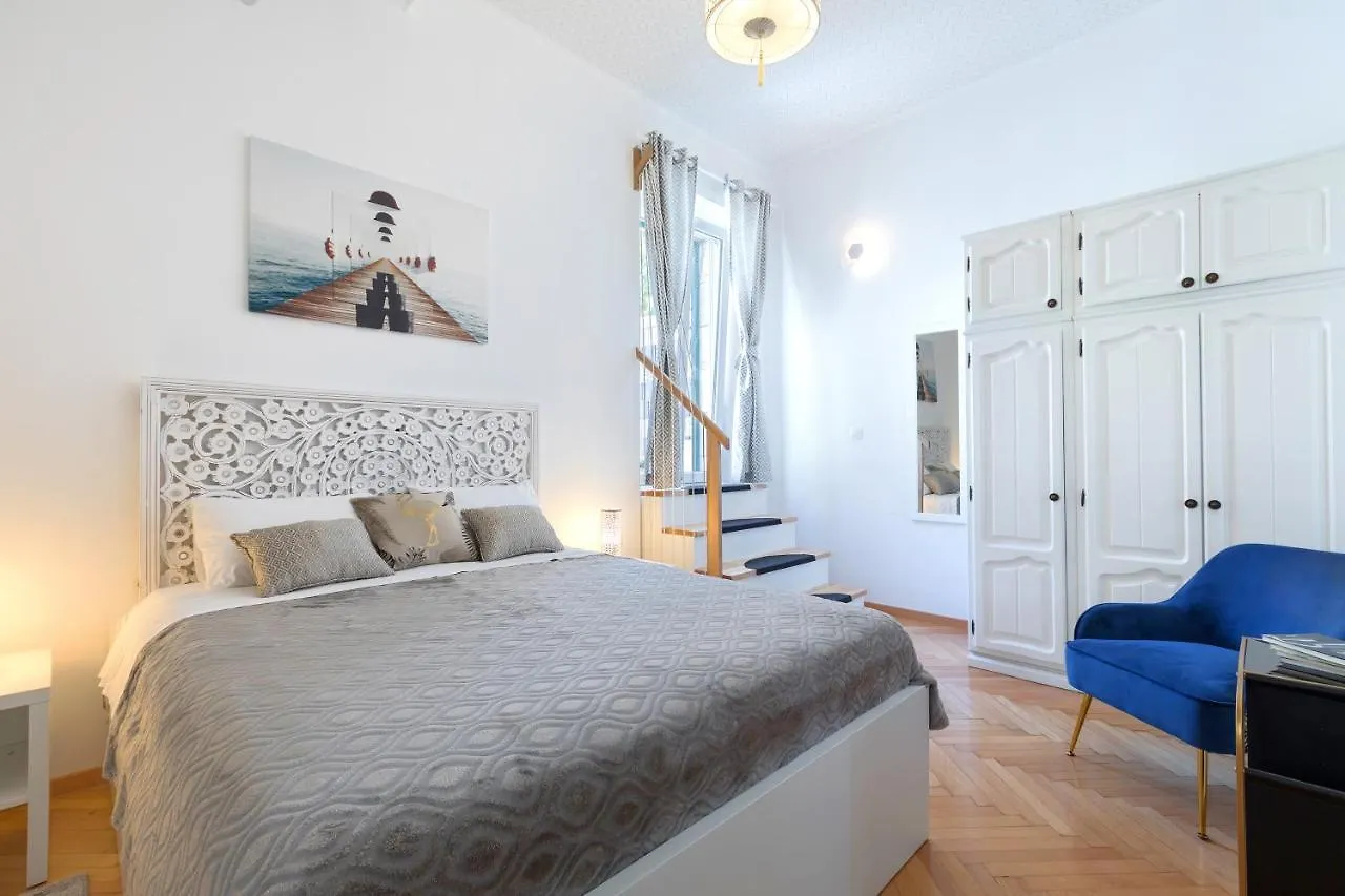 Apartments Caleta Split