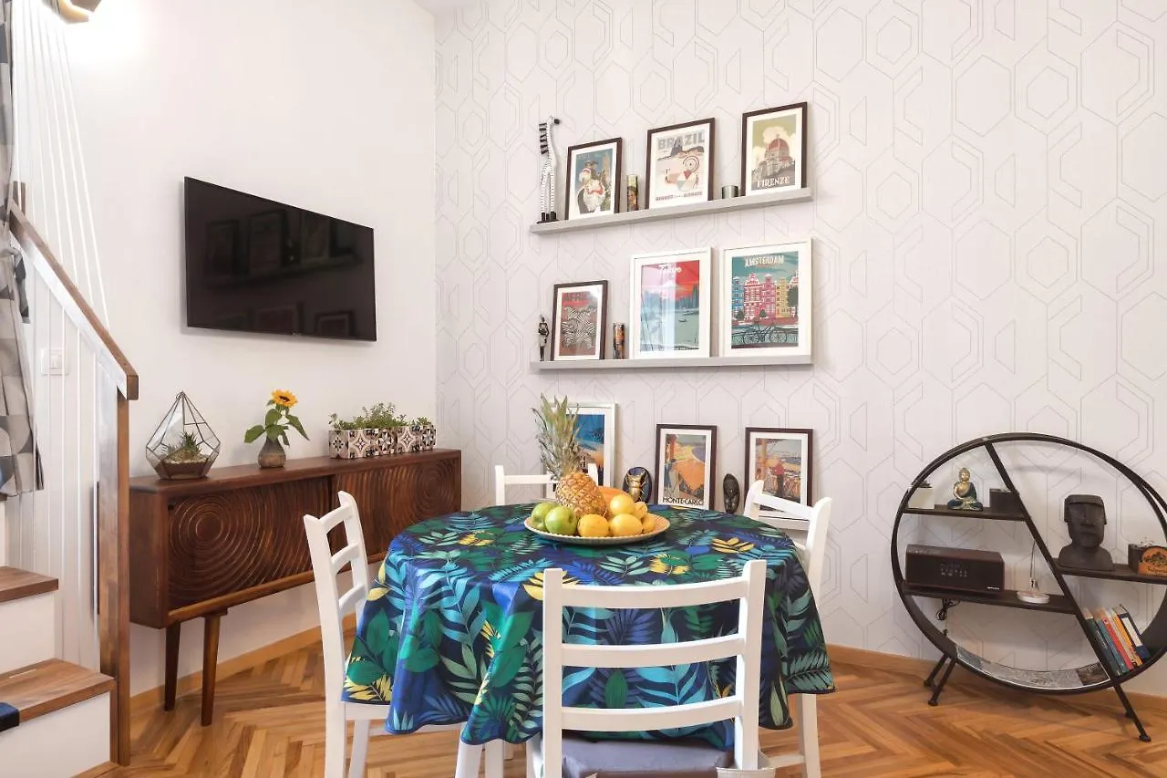 Apartments Caleta Split 0*,