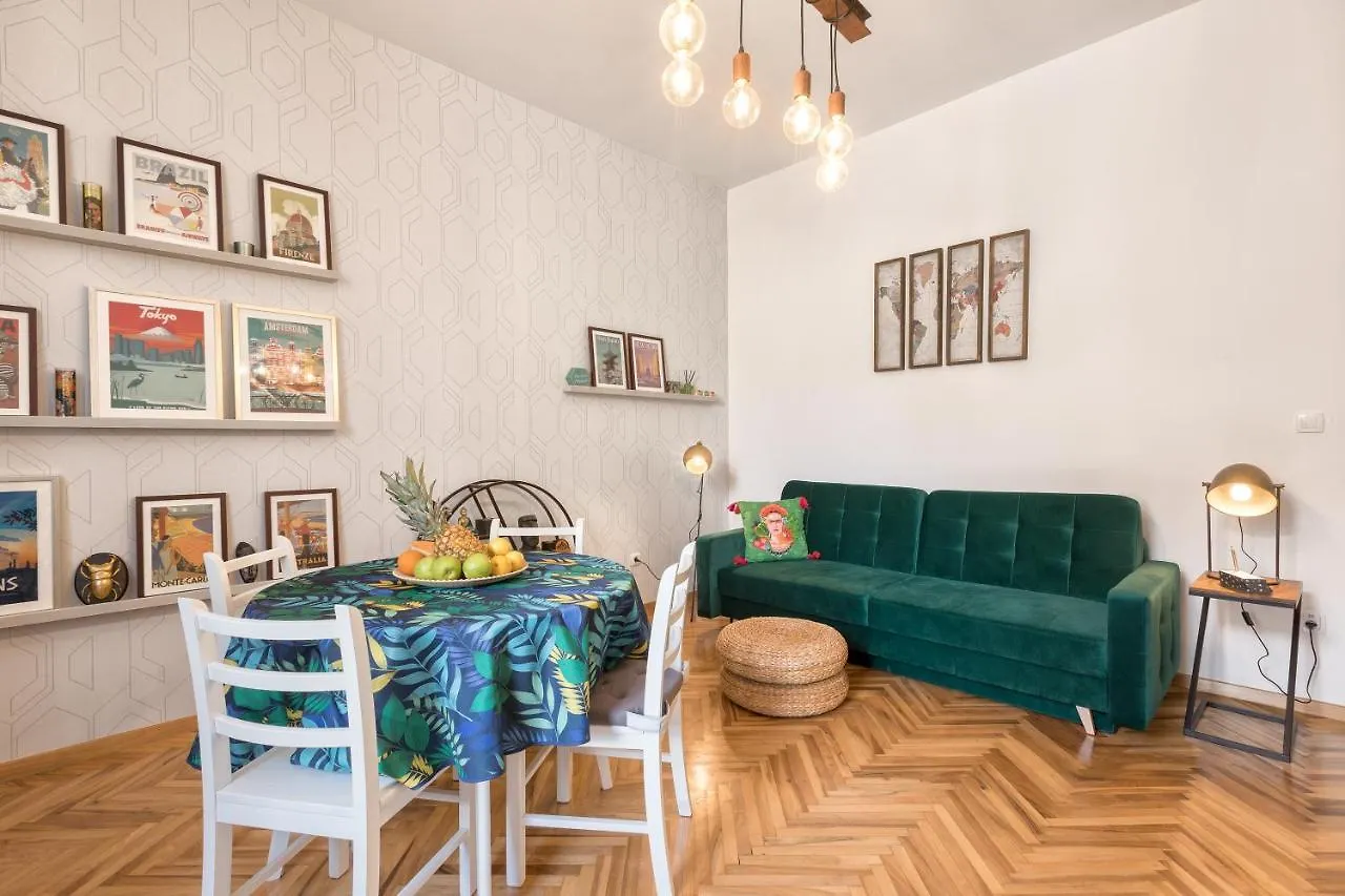 Apartments Caleta Split